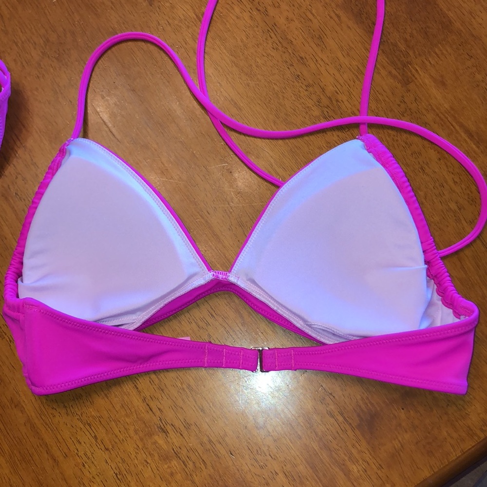Victoria’s Secret bikini bright pink - Picture 7 of 8